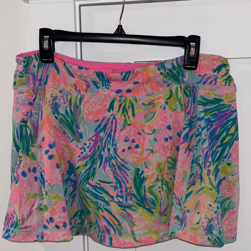 Lilly Pulitzer Luxletic Alia Skort Size XL well loved see full description
